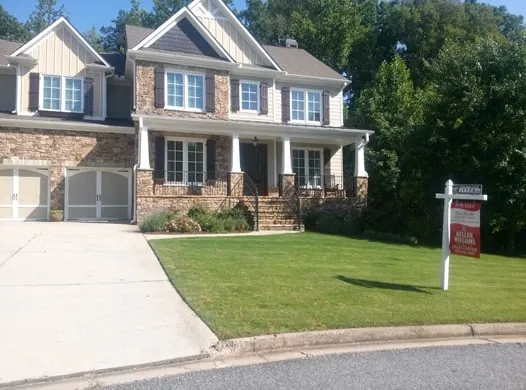 Reliable landscaping services for beautiful yards in Lawrenceville, GA by Easy Green Landscaping & Design