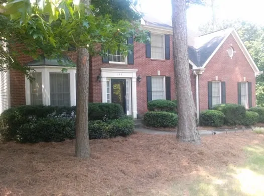 Trusted lawn mowing service experts serving Lawrenceville, GA - Easy Green Landscaping & Design