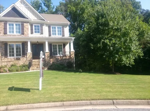 Top-rated lawn mowing service in Lawrenceville, GA by Easy Green Landscaping & Design