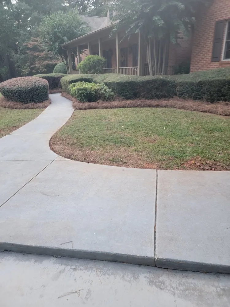 Custom residential landscaping experts serving Athens, GA - Easy Green Lawn Care & Landscaping