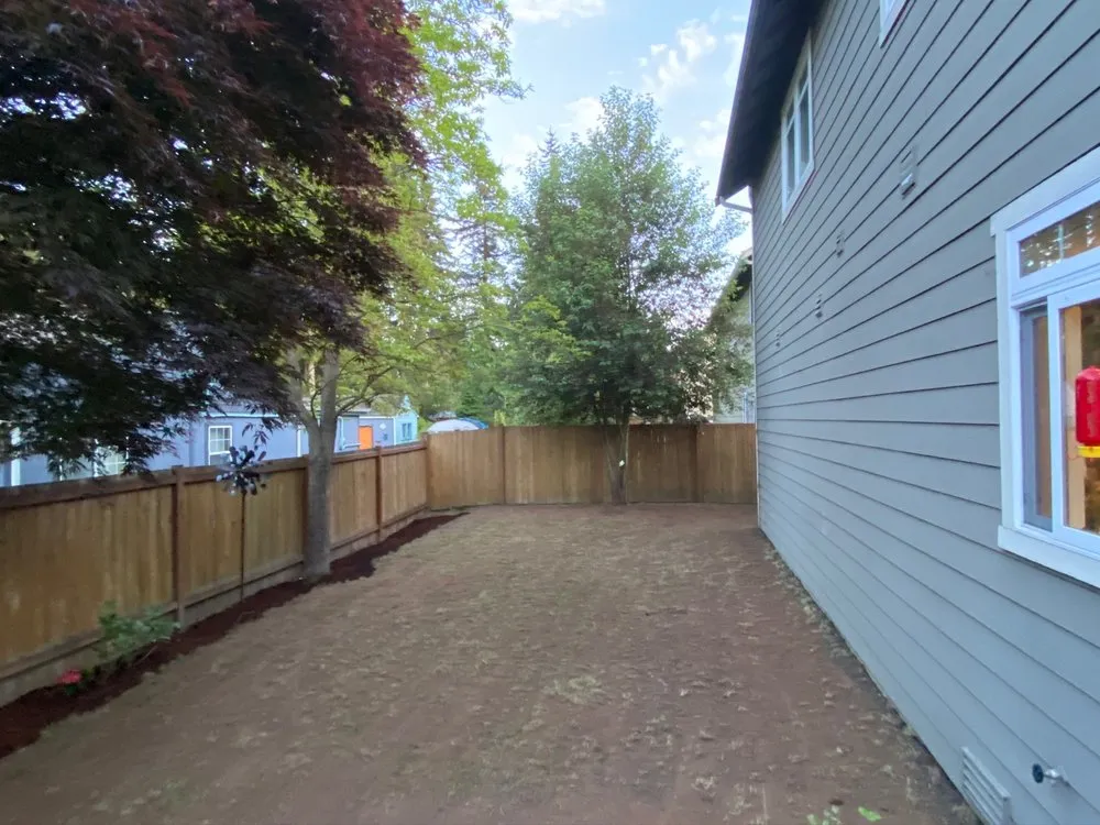 Affordable residential landscaping in Everet, WA - Easy Lawn Care & Landscaping