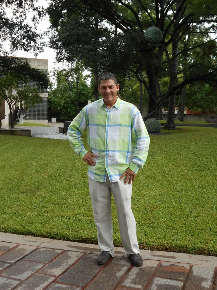 Reliable lawn care service in Houston, TX by Easy Lawn Care