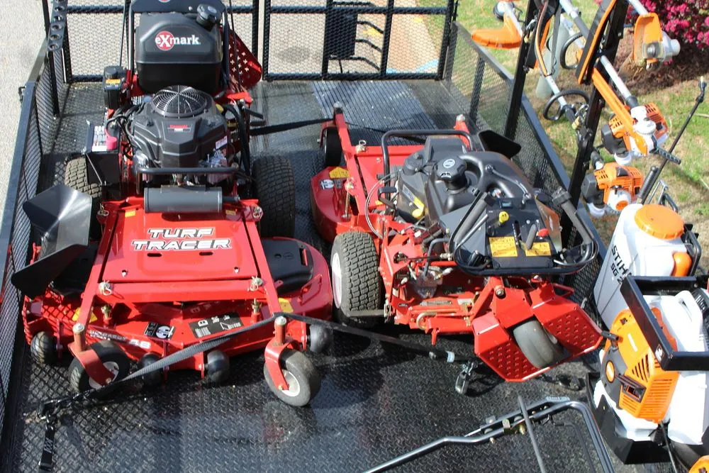 Local yard cleanup service experts serving Taylors, SC - Easy Lawn Care