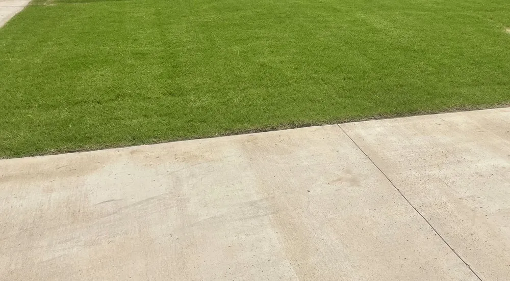 Affordable outdoor landscaping in Tulsa, OK by Easy Lawn Care