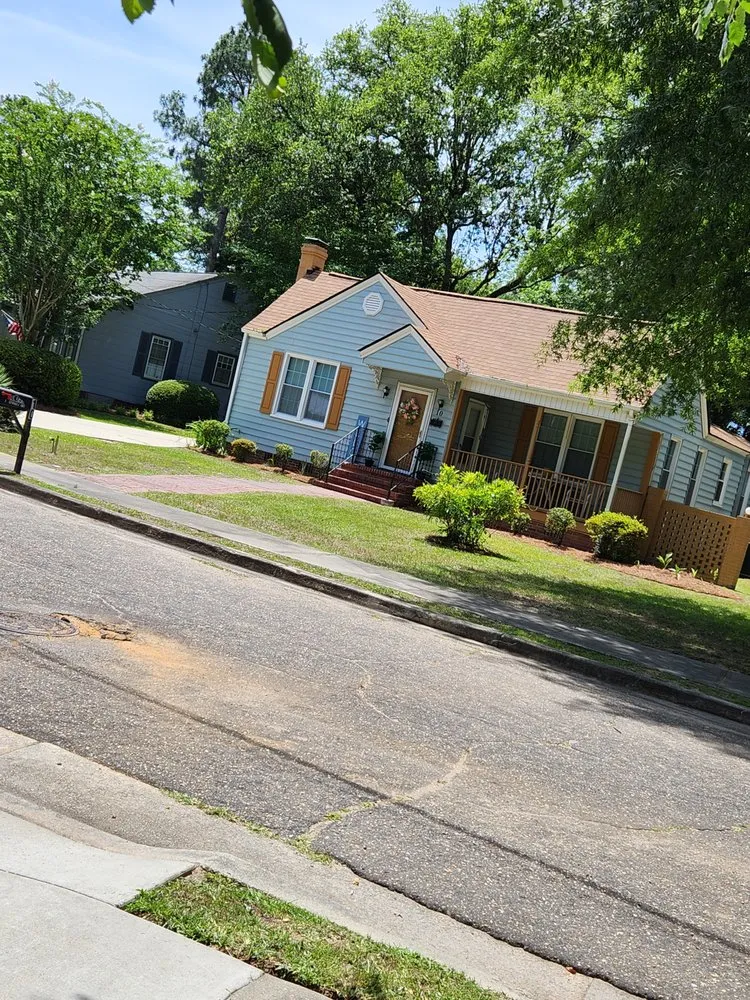 Local yard maintenance for beautiful yards in Sumter, SC by Easy Lawn Finishing