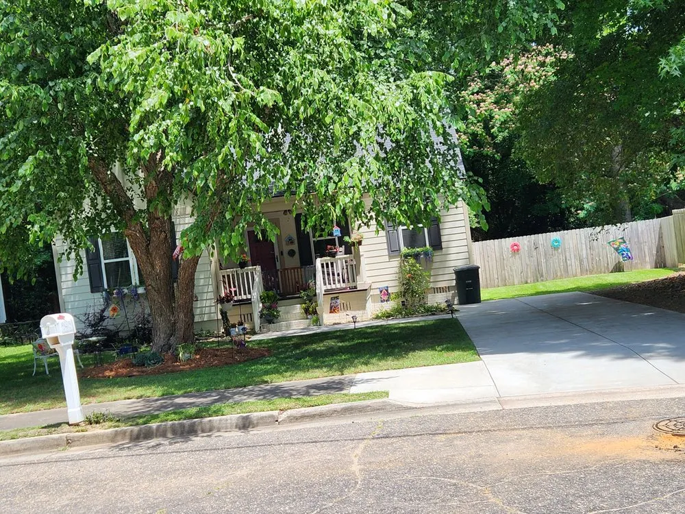 Top-rated garden landscaping for residential properties in Sumter, SC by Easy Lawn Finishing