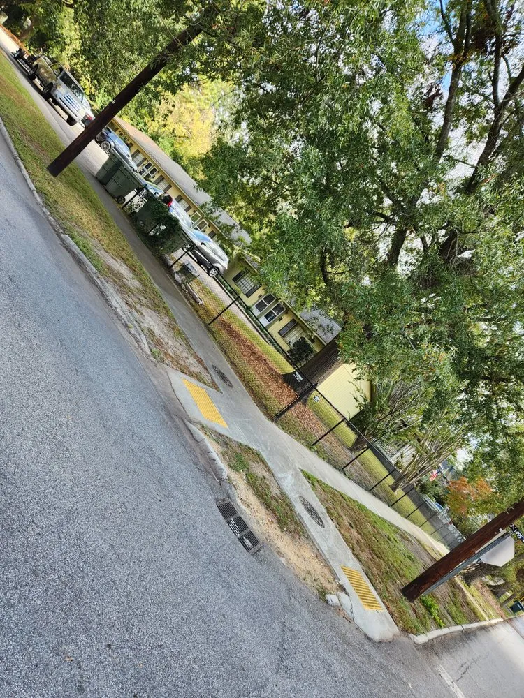 Affordable outdoor landscaping experts serving Sumter, SC - Easy Lawn Finishing