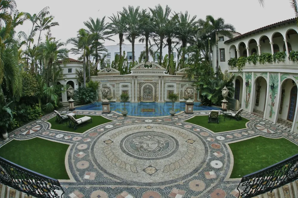 Expert landscape design in Miami, FL - EasyGrass