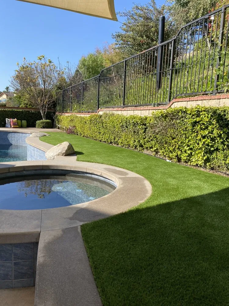 Trusted lawn mowing service in Pasadena, CA by EasyTurf