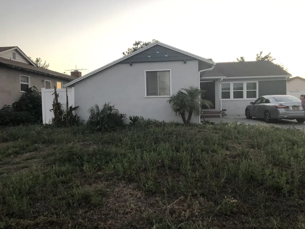 Custom landscape installation for beautiful yards across Pasadena, CA - EasyTurf