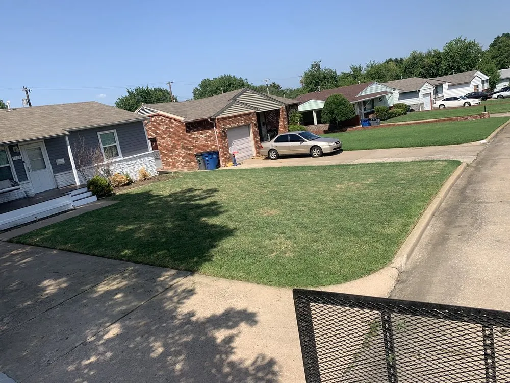 Reliable yard maintenance in Tulsa, OK by Eating Off Grass