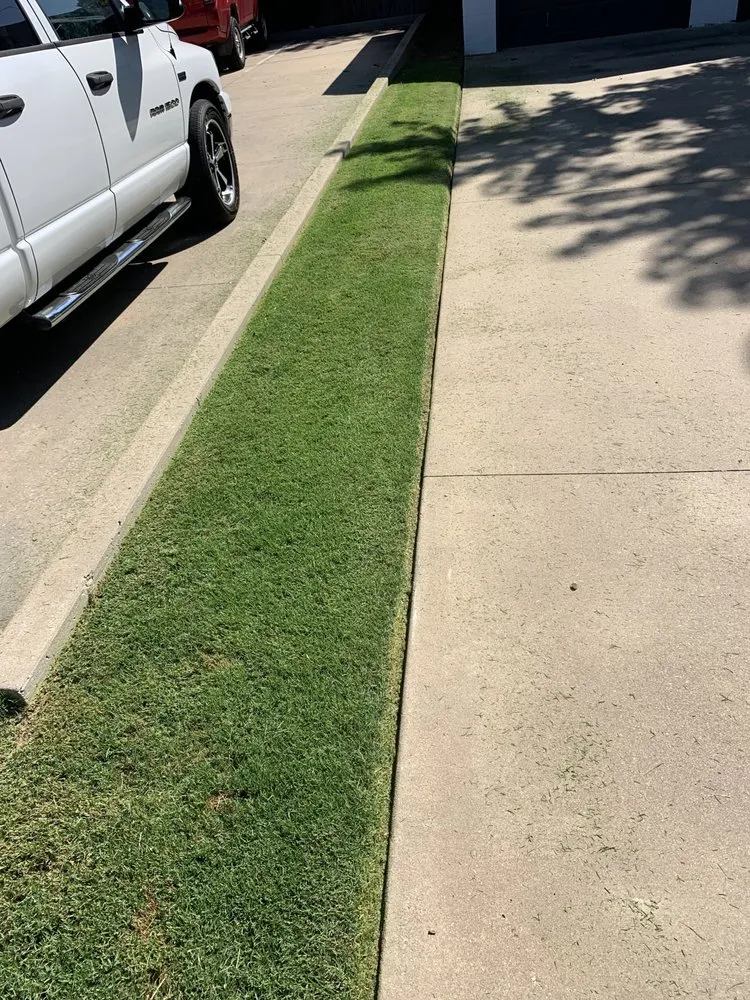 Affordable landscaping services for year-round maintenance across Tulsa, OK - Eating Off Grass