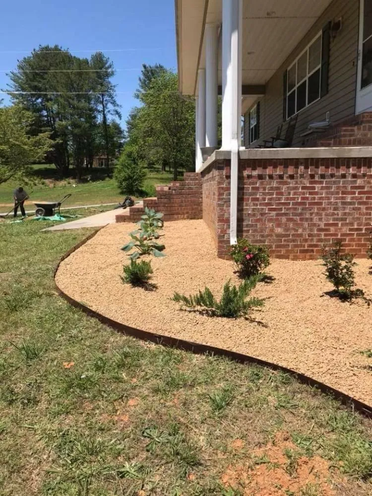 Top-rated lawn care service in Delano, TN - Eaton Landscape and Supplies