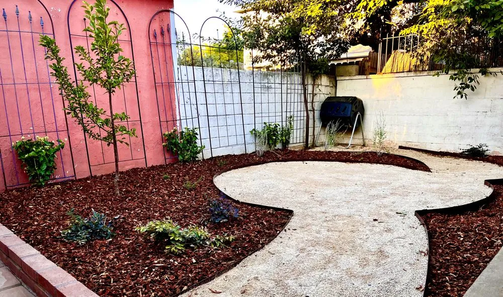 Affordable yard maintenance in San Diego, CA - EatScapes Landscaping