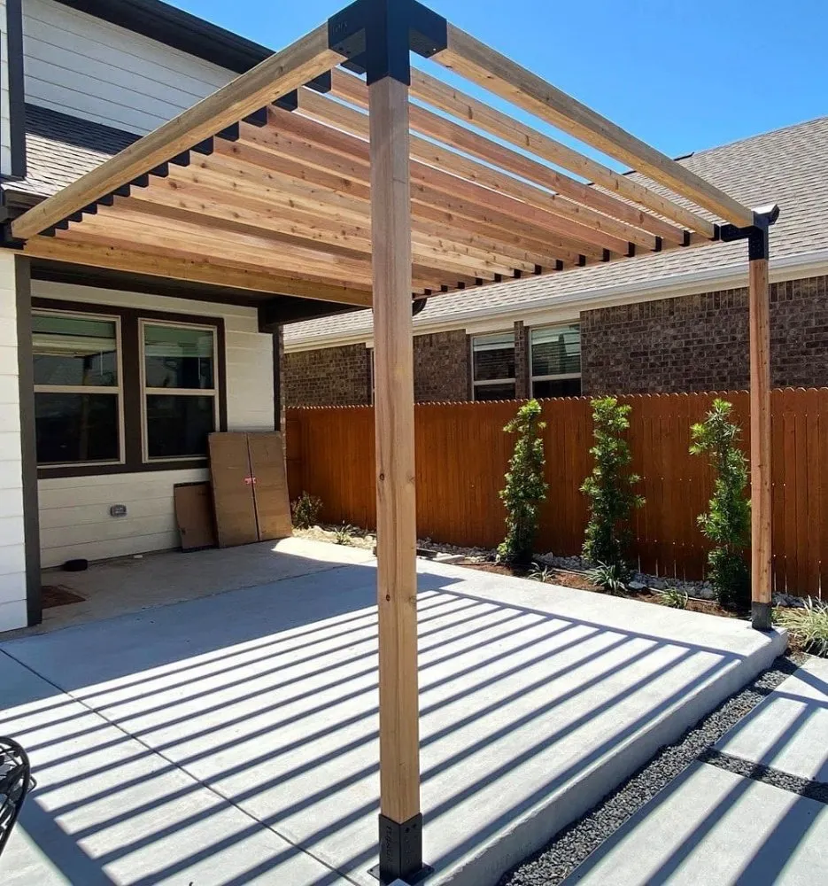 Affordable yard cleanup service with custom design in San Carlos, CA by EaveGarden