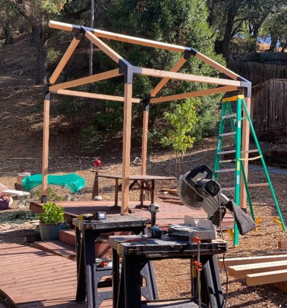 Custom landscape installation for beautiful yards in San Carlos, CA by EaveGarden