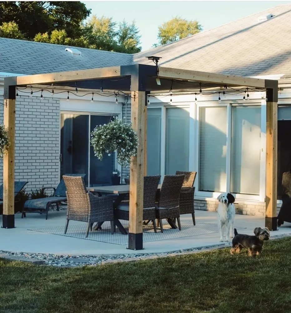 Affordable lawn mowing service for residential properties in San Carlos, CA by EaveGarden