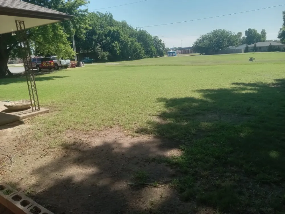 Expert yard maintenance in Oklahoma City, OK by Eazy Care Landscaping