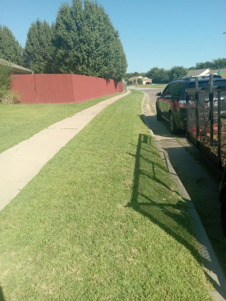 Local landscaping services in Oklahoma City, OK by Eazy Care Landscaping