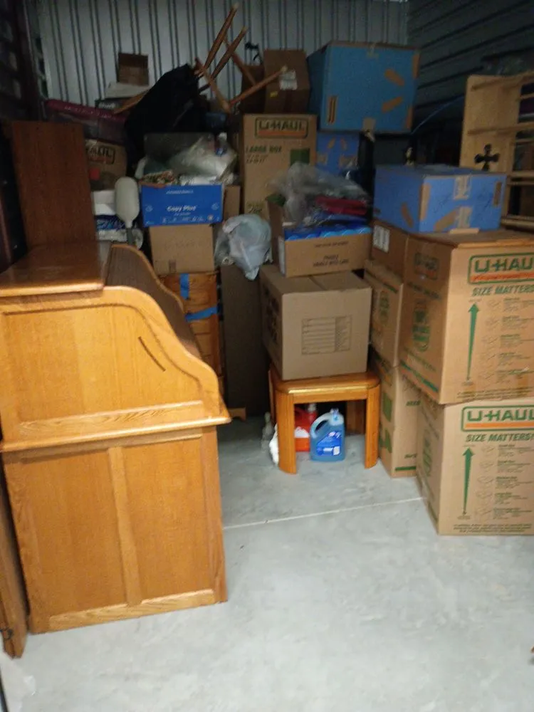 Professional landscaping services experts serving Columbus, OH - Eazy Moving And Landscaping