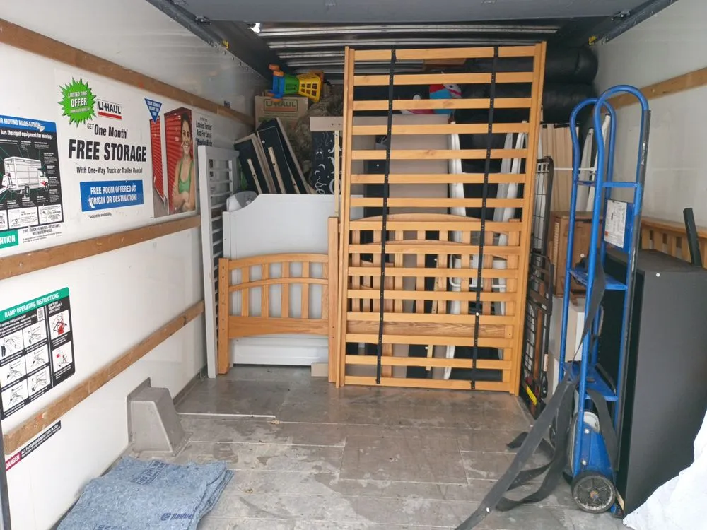 Expert landscape design for year-round maintenance across Columbus, OH - Eazy Moving And Landscaping