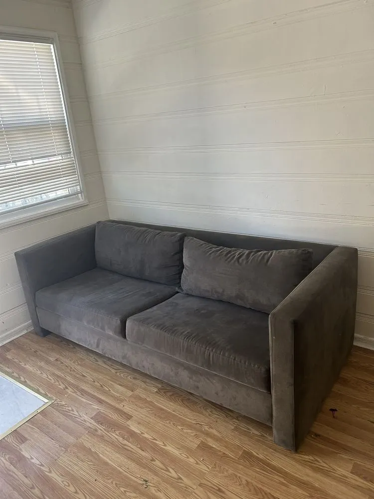 Custom garden landscaping for residential properties in San Pablo, CA by EB House Cleaning