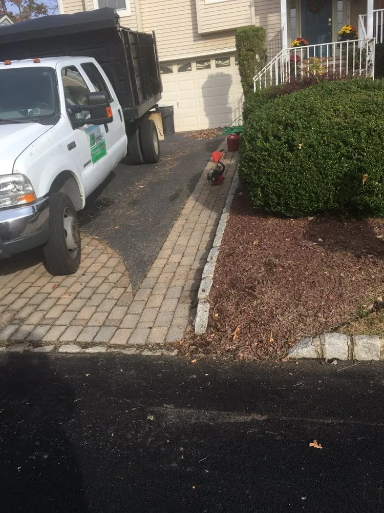 Custom yard maintenance for beautiful yards in Freehold, NJ by EB Landscaping