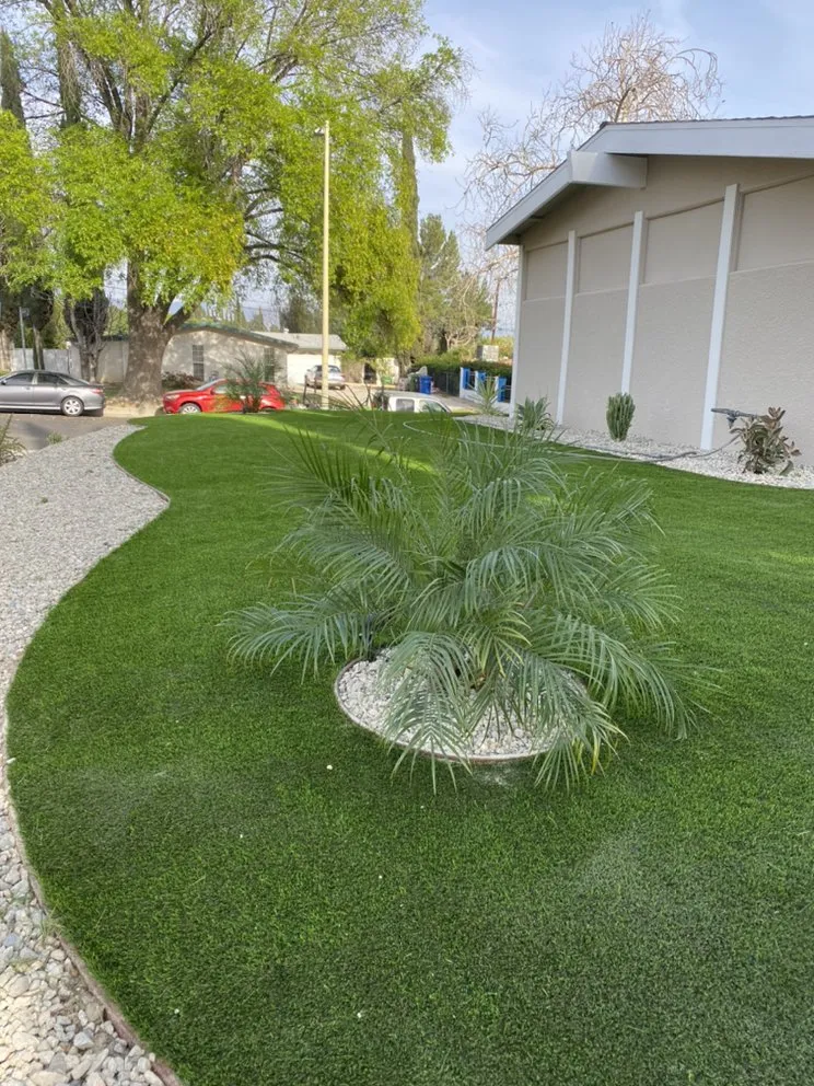 Trusted yard maintenance near you in Santa Clarita, CA by EB lanpscaping
