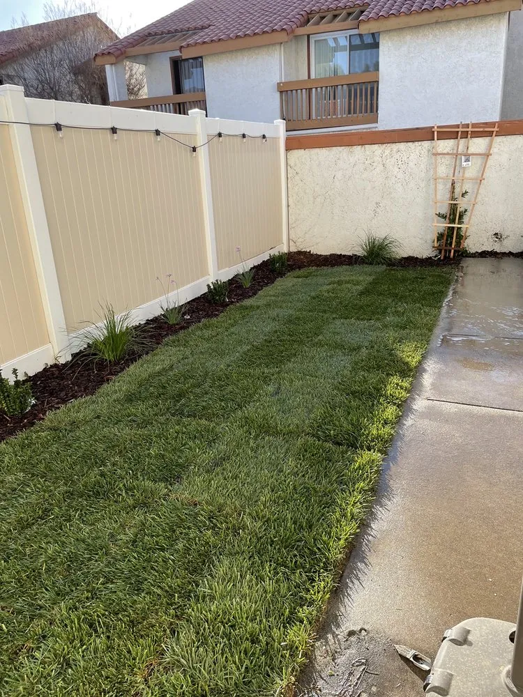 Reliable garden landscaping experts serving Santa Clarita, CA - EB lanpscaping