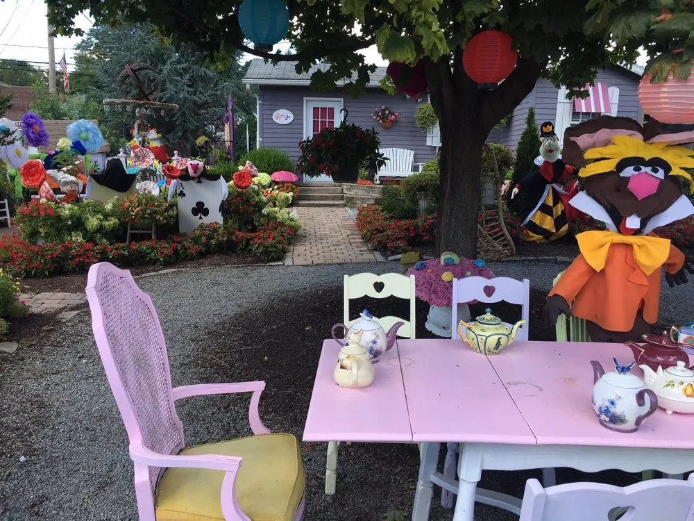 Custom garden landscaping experts serving Tunkhannock, PA - Ebb's Creative Landscaping