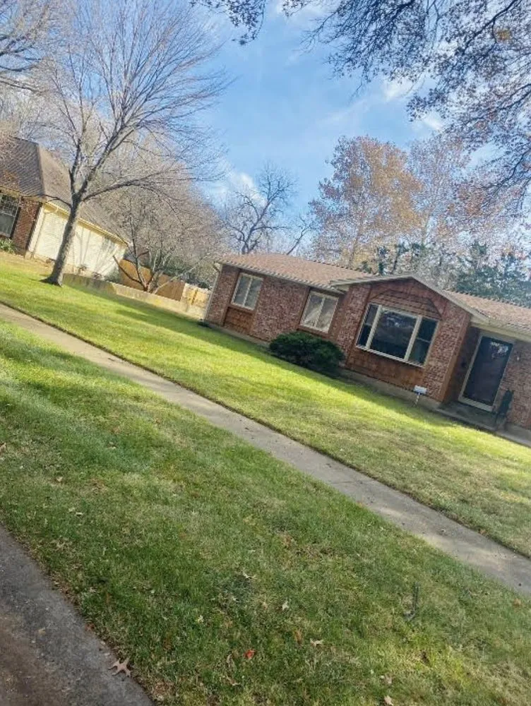 Professional garden landscaping in Topeka, KS - Eben_ Ezer Landscaping