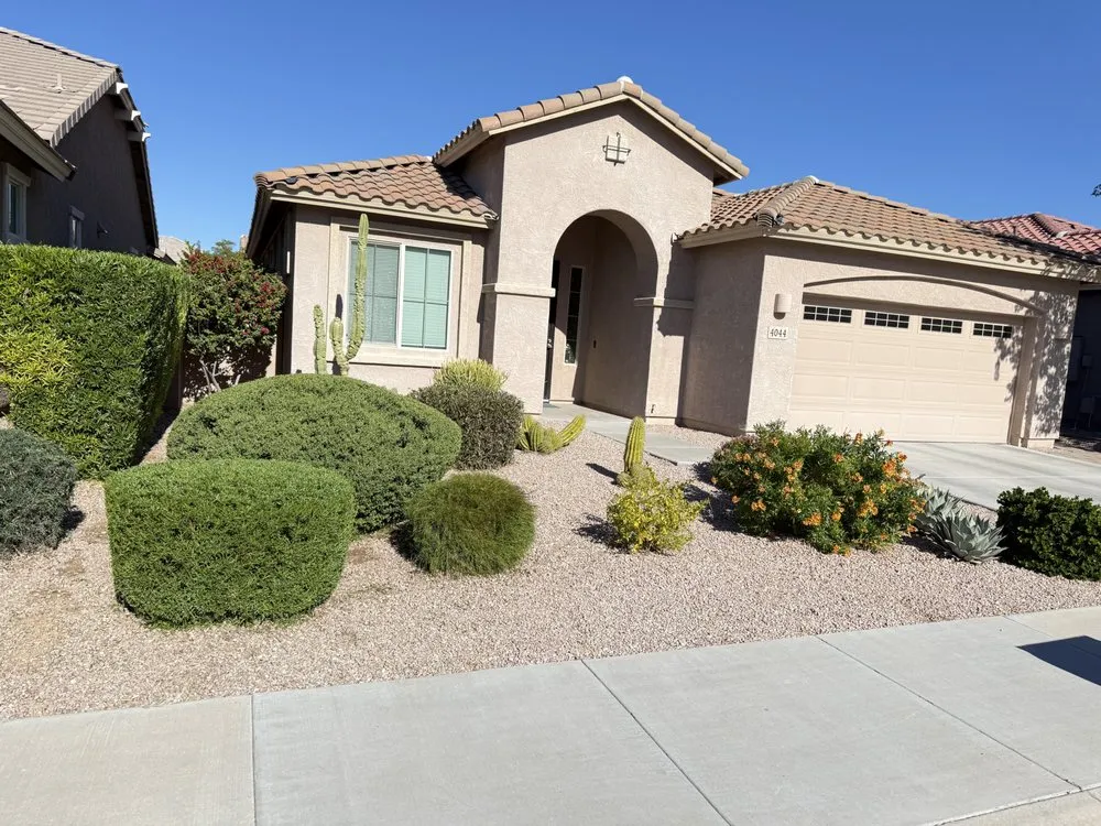 Trusted lawn care service in Phoenix, AZ - Ebenezer Landscaping