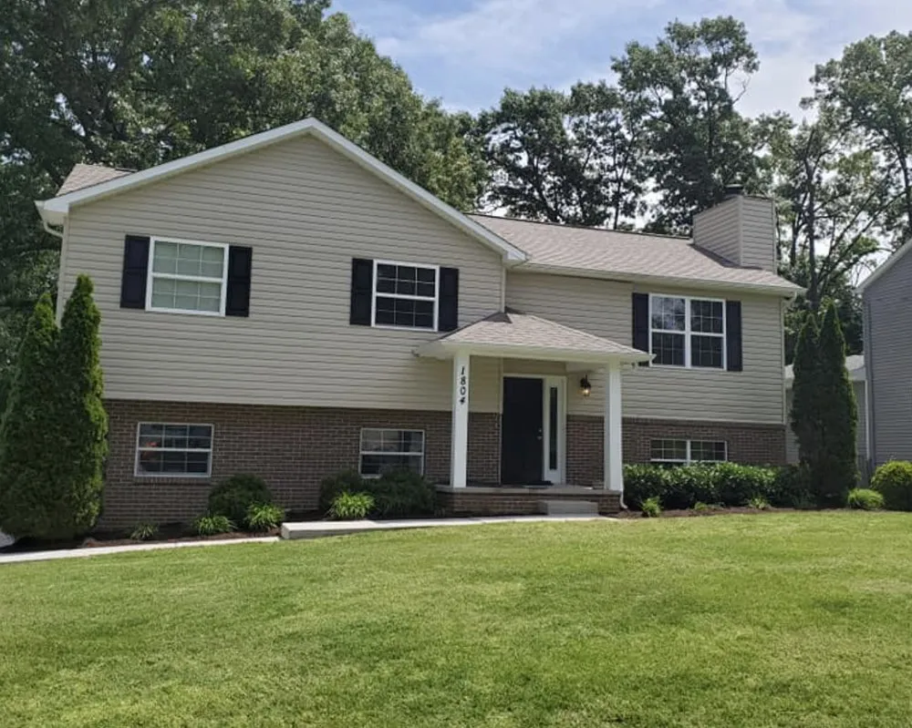 Expert yard maintenance near you across Knoxville, TN - Ebenezer Lawn Care