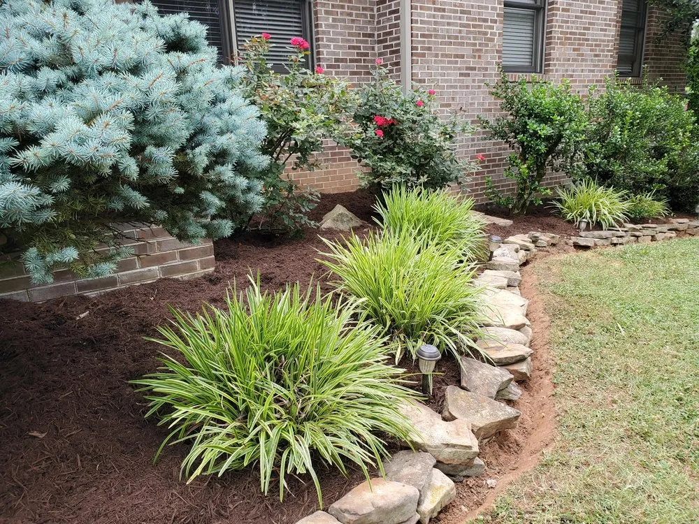 Reliable outdoor landscaping experts serving Knoxville, TN - Ebenezer Lawn Care