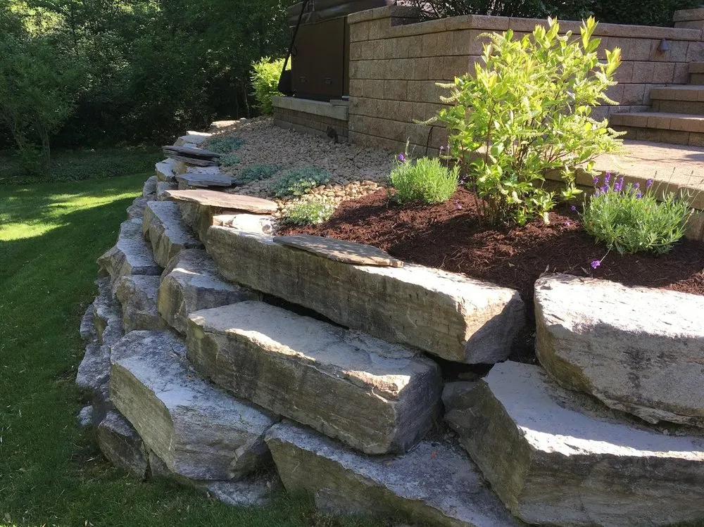 Professional yard maintenance in Wadsworth, OH - Eberhardt Landscaping & Lawn Service Inc