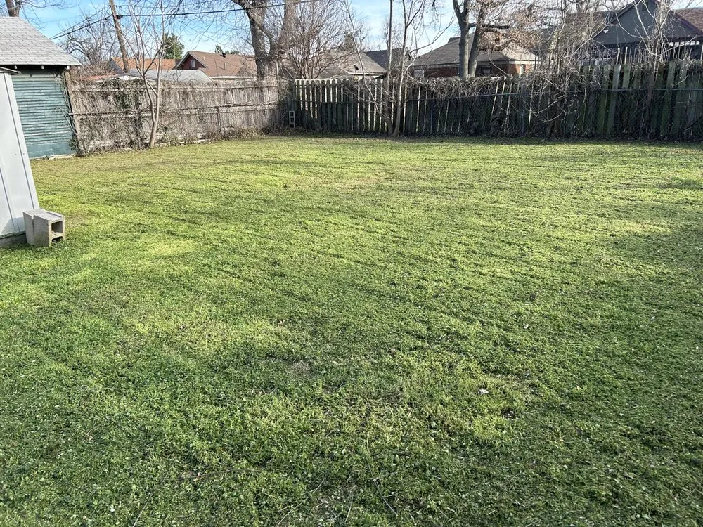 Custom lawn mowing service in Del City, OK - Eberly’s Professional Lawn Care