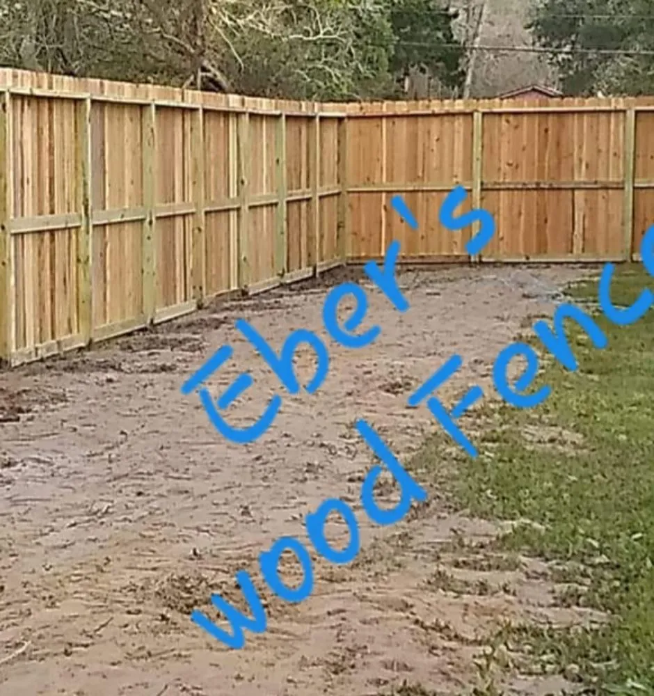 Local lawn care service in Dickinson, TX by Eber's landscape and Tree Service