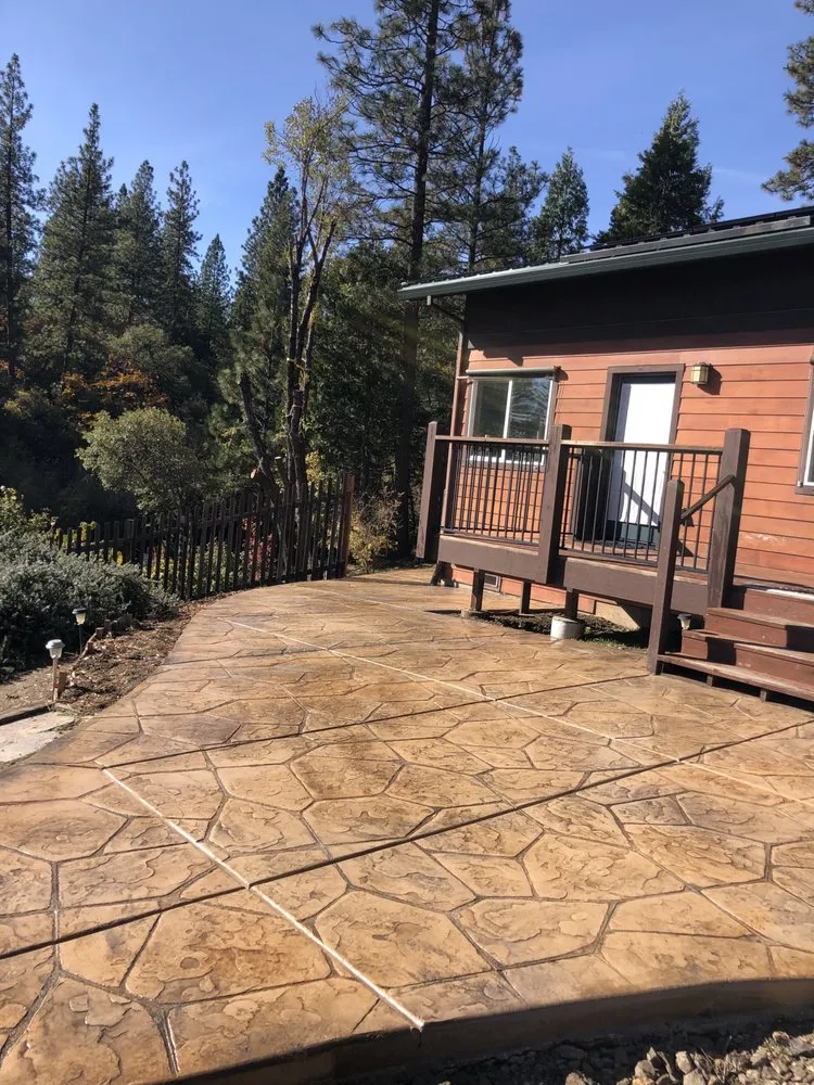 Top-rated lawn mowing service for residential properties across Grass Valley, CA - EC Concrete Hardscape and Landscape Services