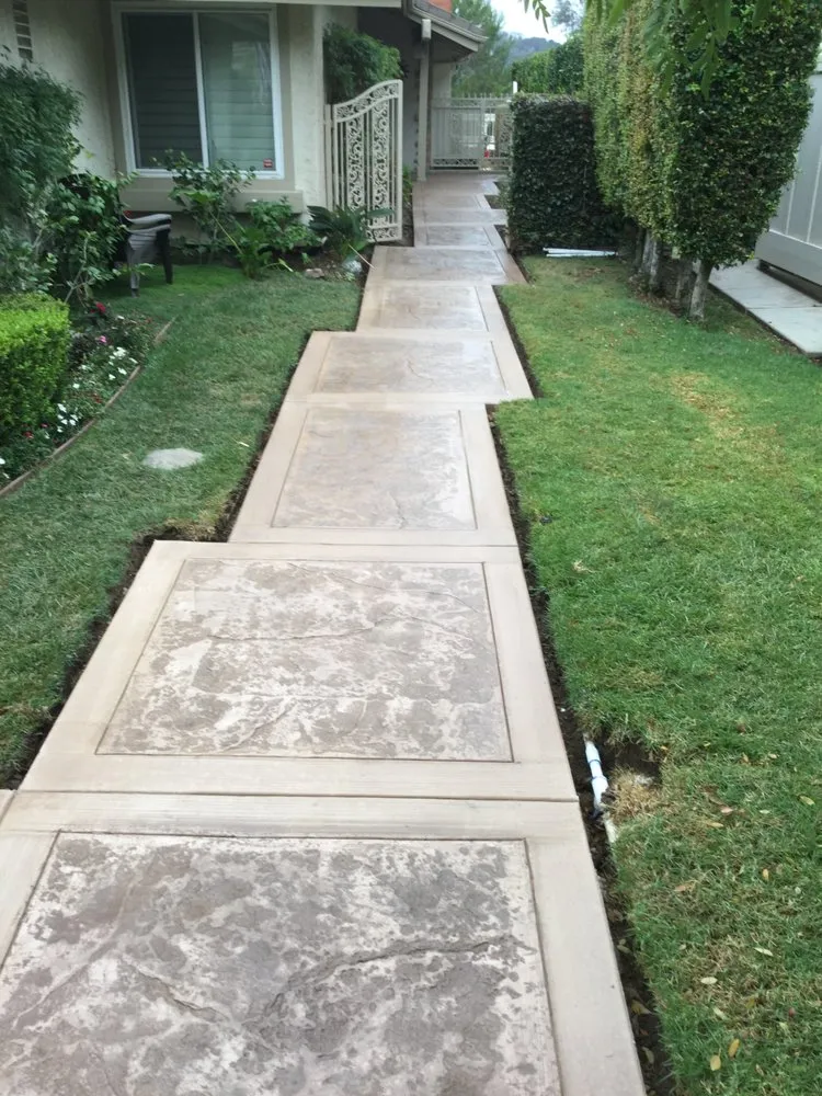 Custom garden landscaping for beautiful yards across Costa Mesa, CA - EC Concrete Solutions