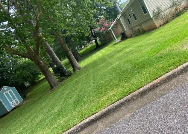 Affordable lawn mowing service in Prattville, AL - EC Detailed Lawn Care and Pressure Wash