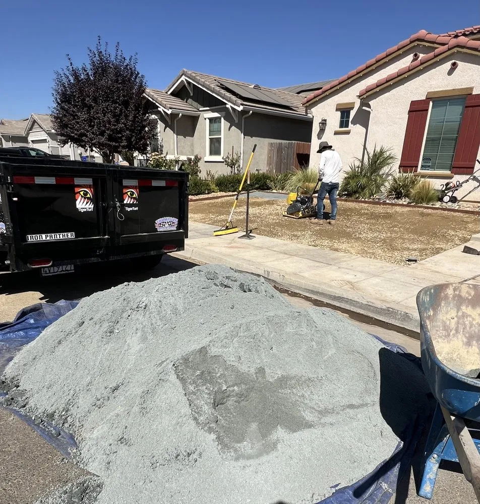 Reliable lawn mowing service experts serving Fresno, CA - E.C Landscaping