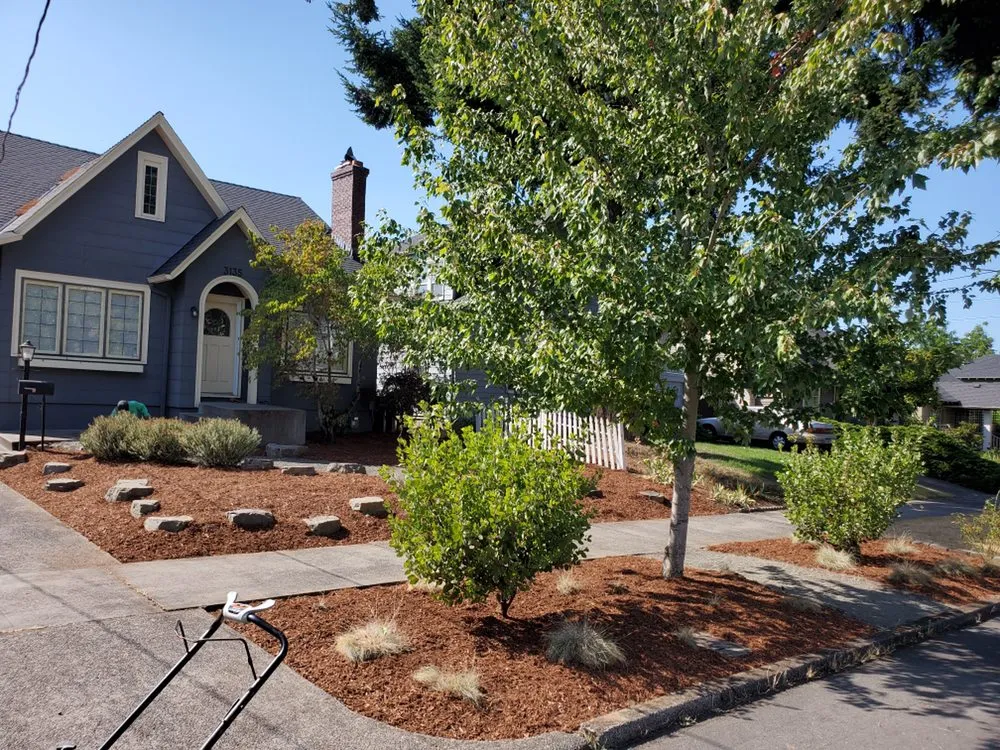 Reliable outdoor landscaping in Hillsboro, OR by Ec Lawn Care