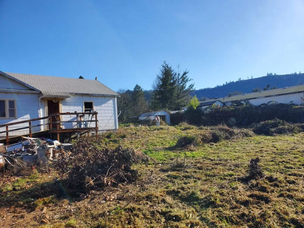 Expert outdoor landscaping for beautiful yards across Hillsboro, OR - Ec Lawn Care