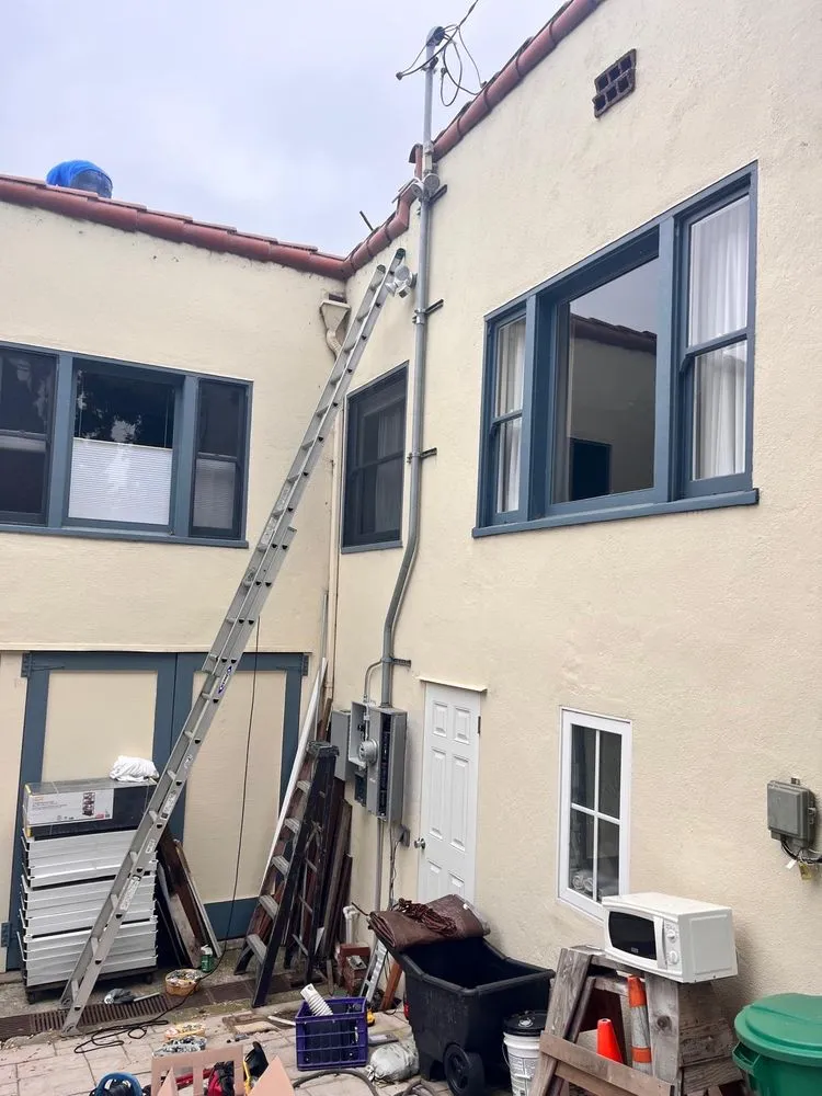 Affordable yard maintenance for homes across San Fernando Valley, CA - EC Renewables