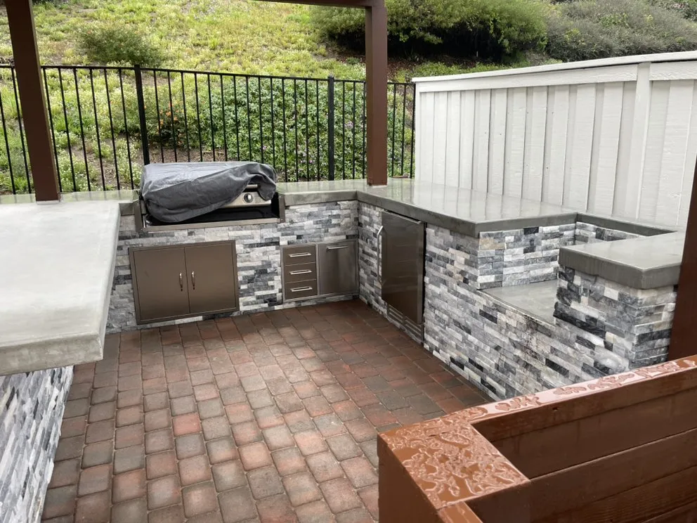 Local yard cleanup service in Thousand Oaks, CA - EC Turf & Pavers and Landscaping