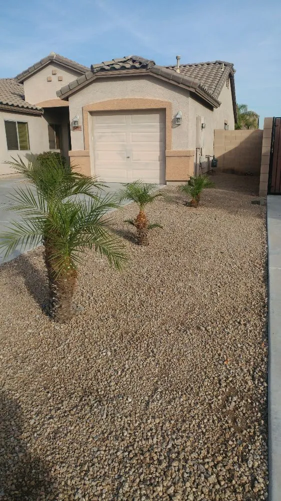 Local lawn care service for homes in Phoenix, AZ by Echo Mountain Landscaping