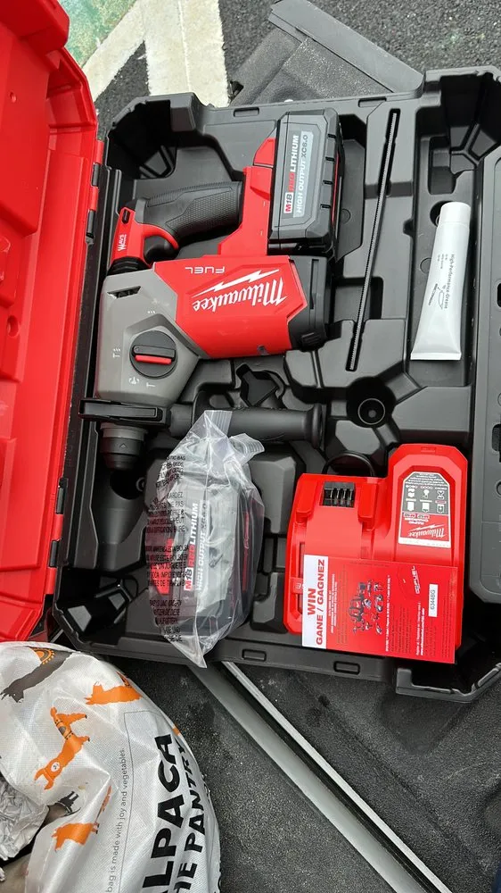 Affordable lawn care service with custom design in Orange Park, FL by Echo Tech