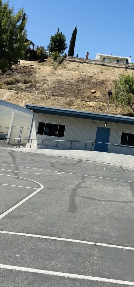 Custom garden landscaping experts serving San Fernando, CA - Eckerson's Tree Services