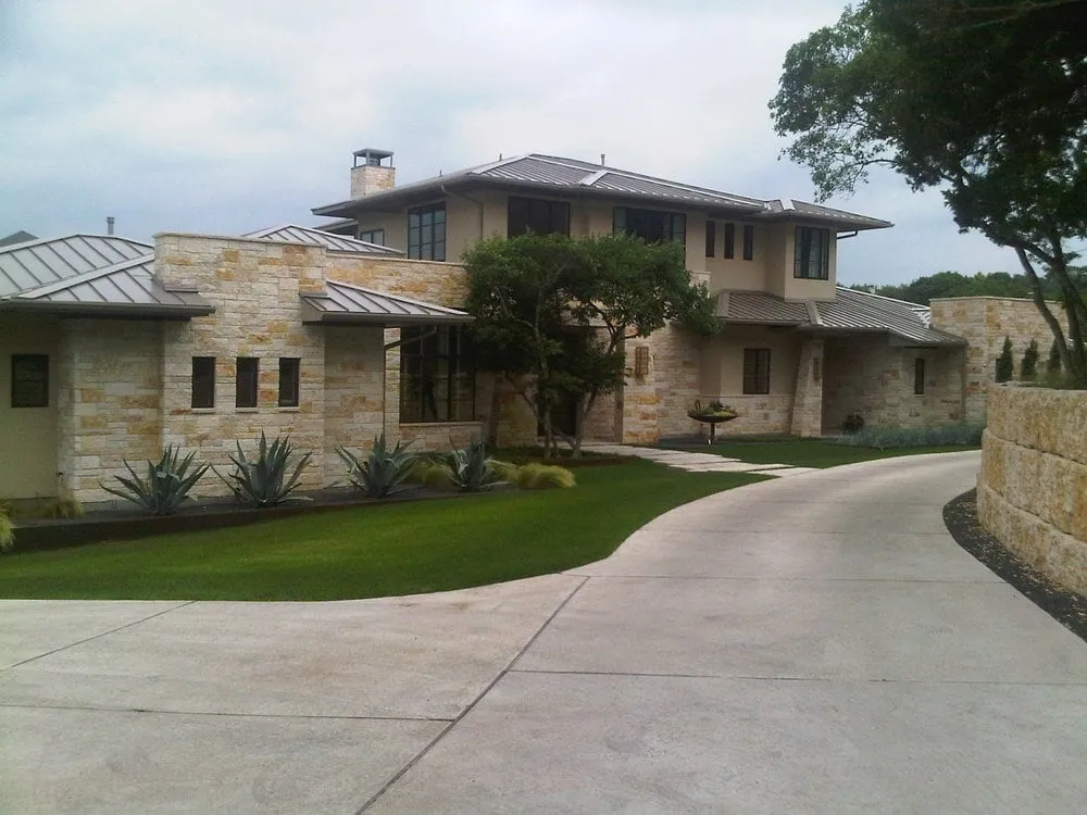 Professional lawn care service experts serving Austin, TX - Eclipse