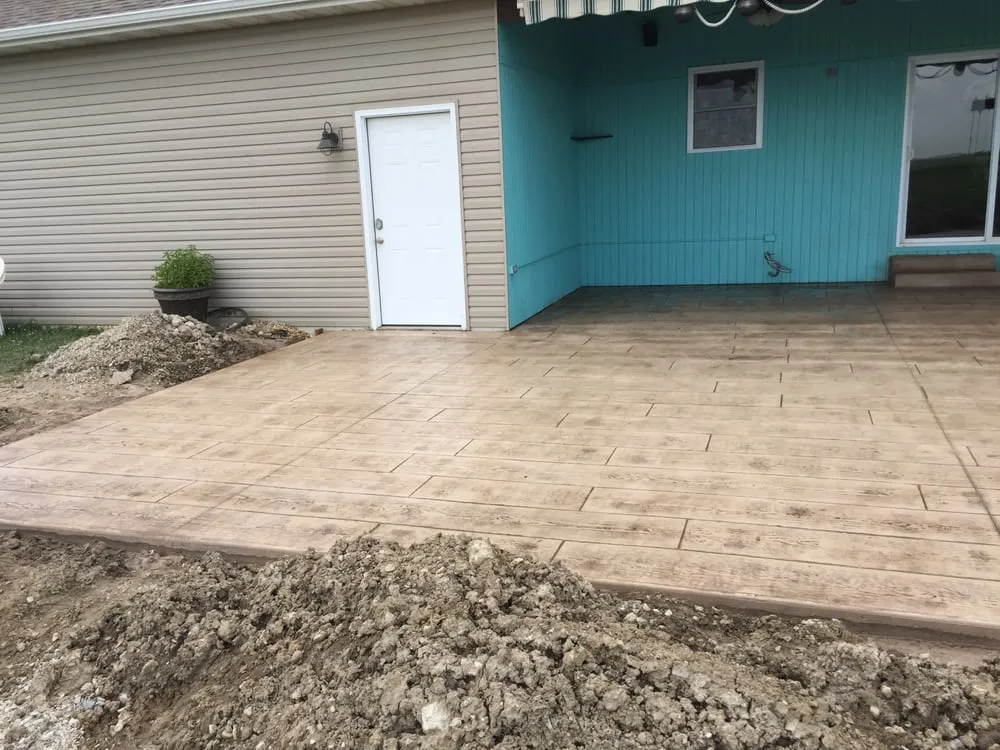 Reliable yard maintenance in Breese, IL - Eclipse Concrete and Landscape